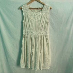 5/$20 SALE🎉Lucky Brand size M off white sleeveless fit and flare dress, lined